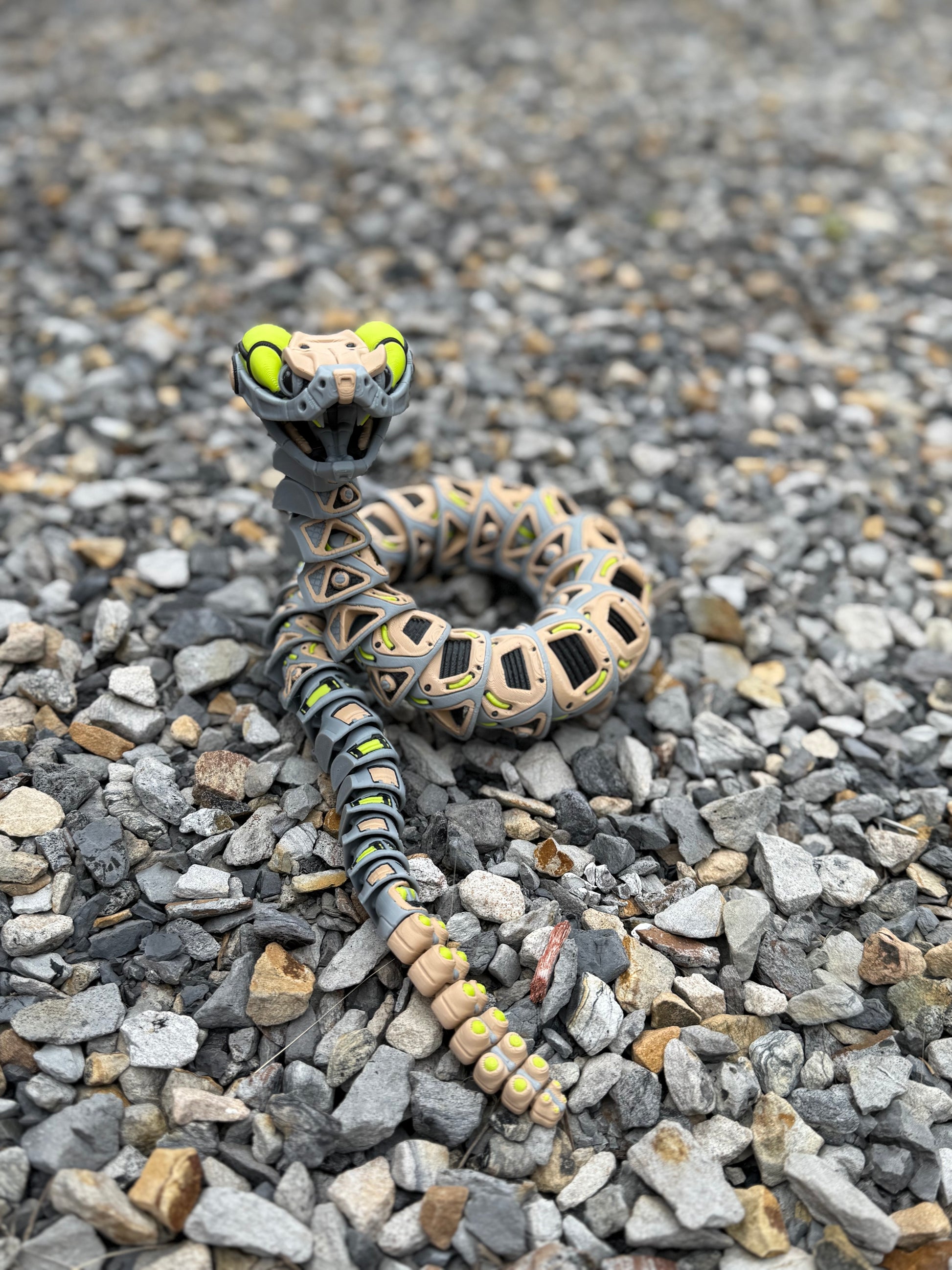 🐍Robo Rattler – The Futuristic 3D Printed Rattlesnake