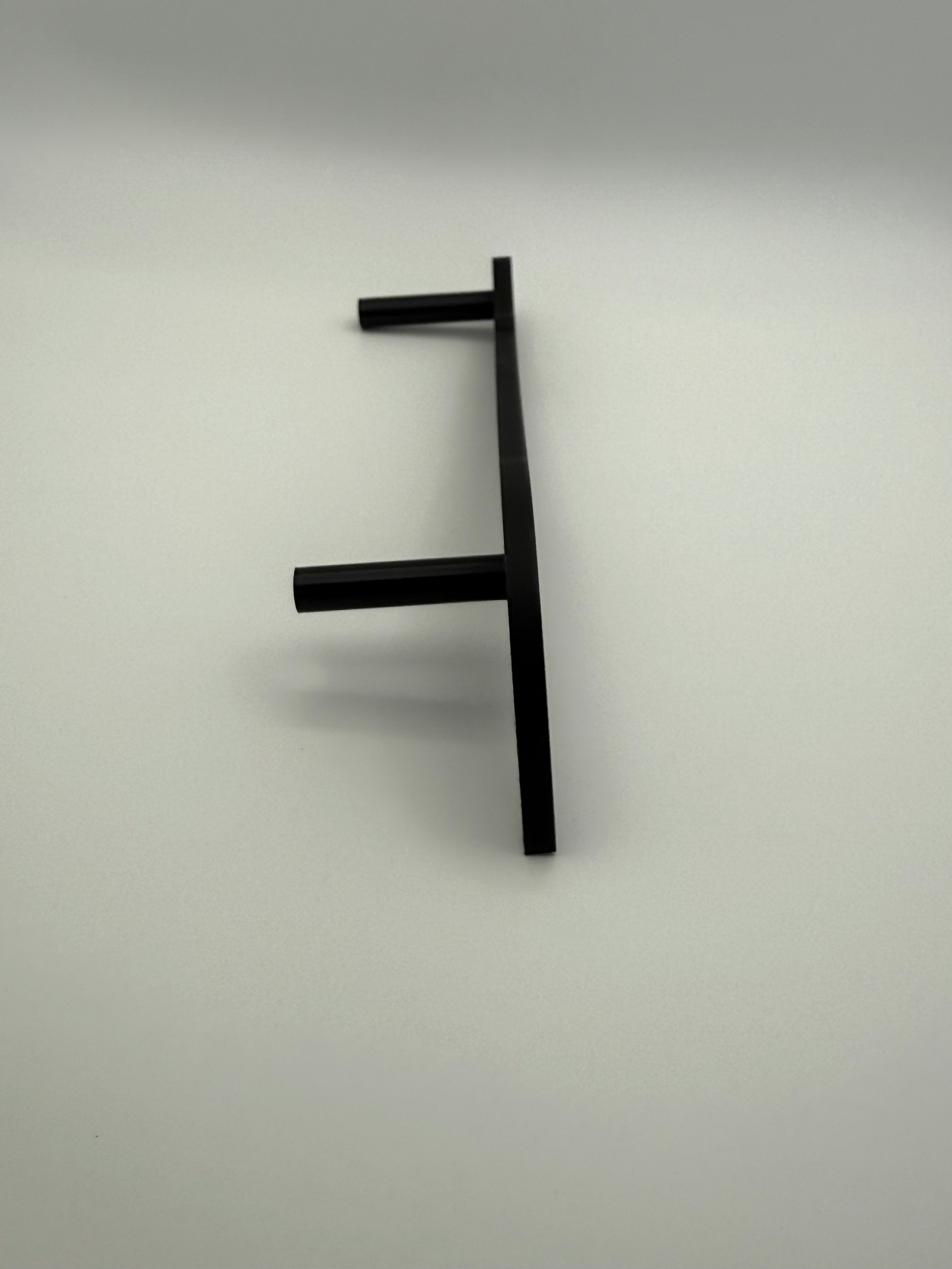 🔪 Horror Knife Tumbler Handle – 3D Printed Epoxy Add-On