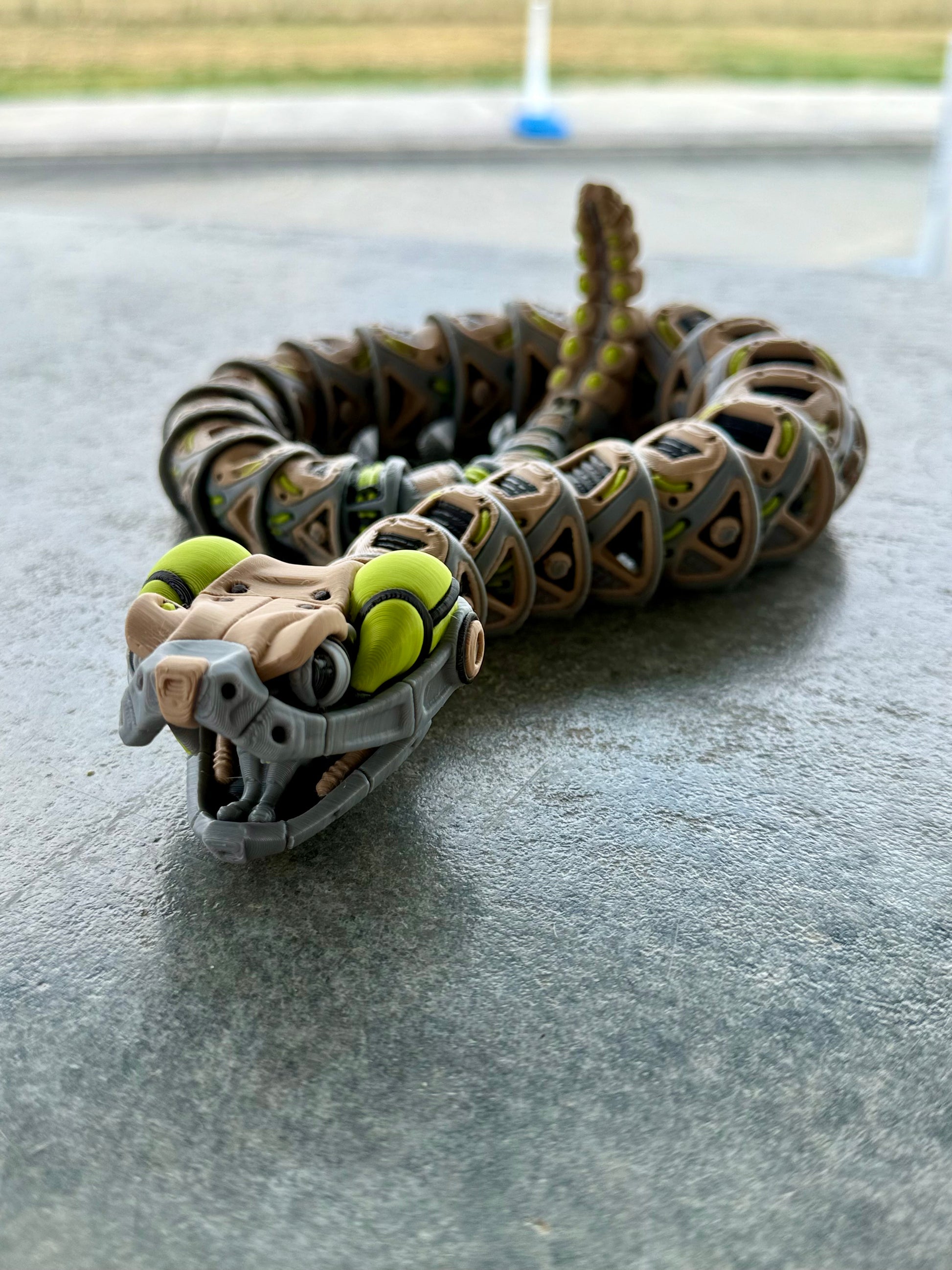 🐍Robo Rattler – The Futuristic 3D Printed Rattlesnake