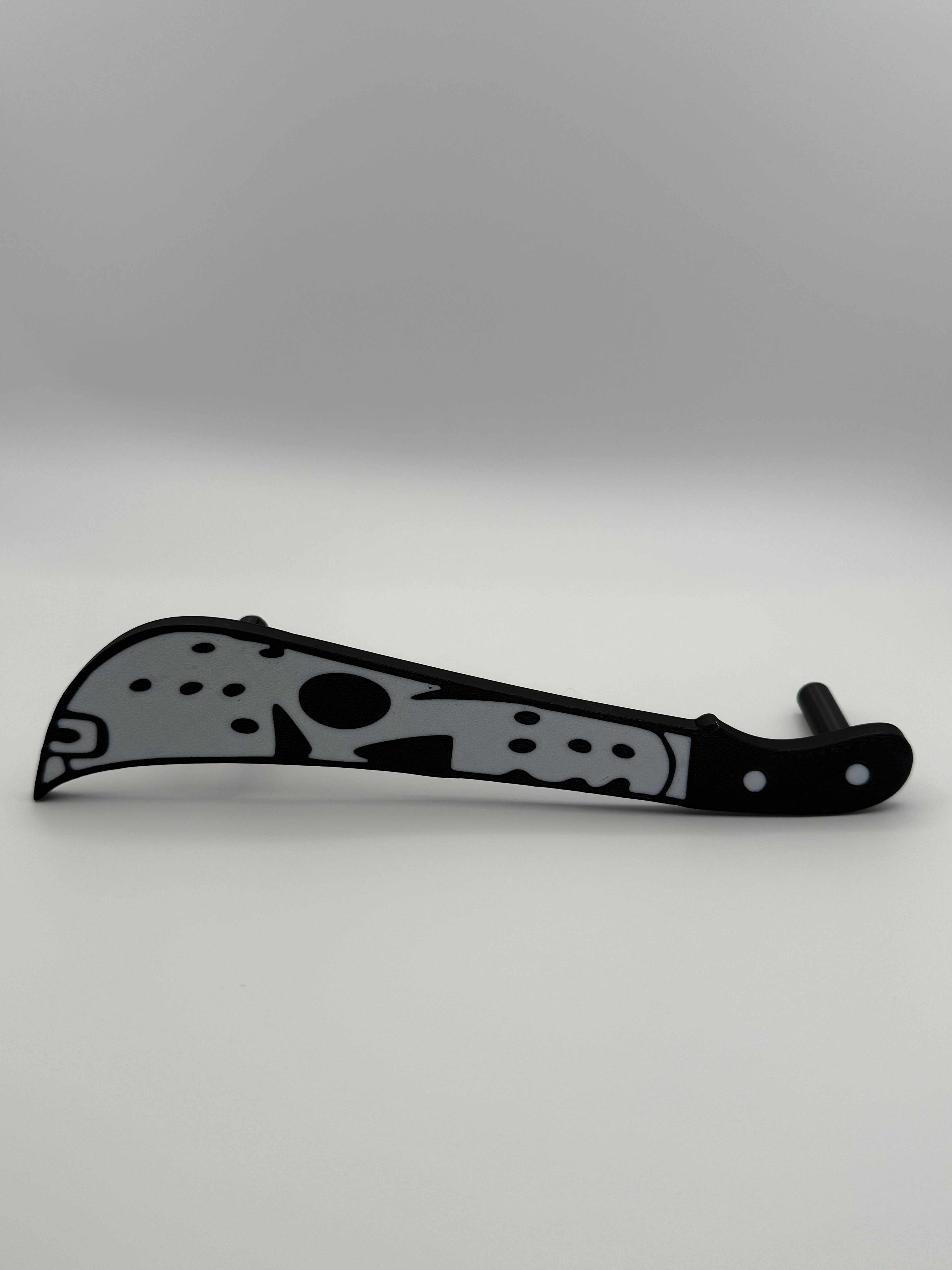 🔪 Horror Knife Tumbler Handle – 3D Printed Epoxy Add-On