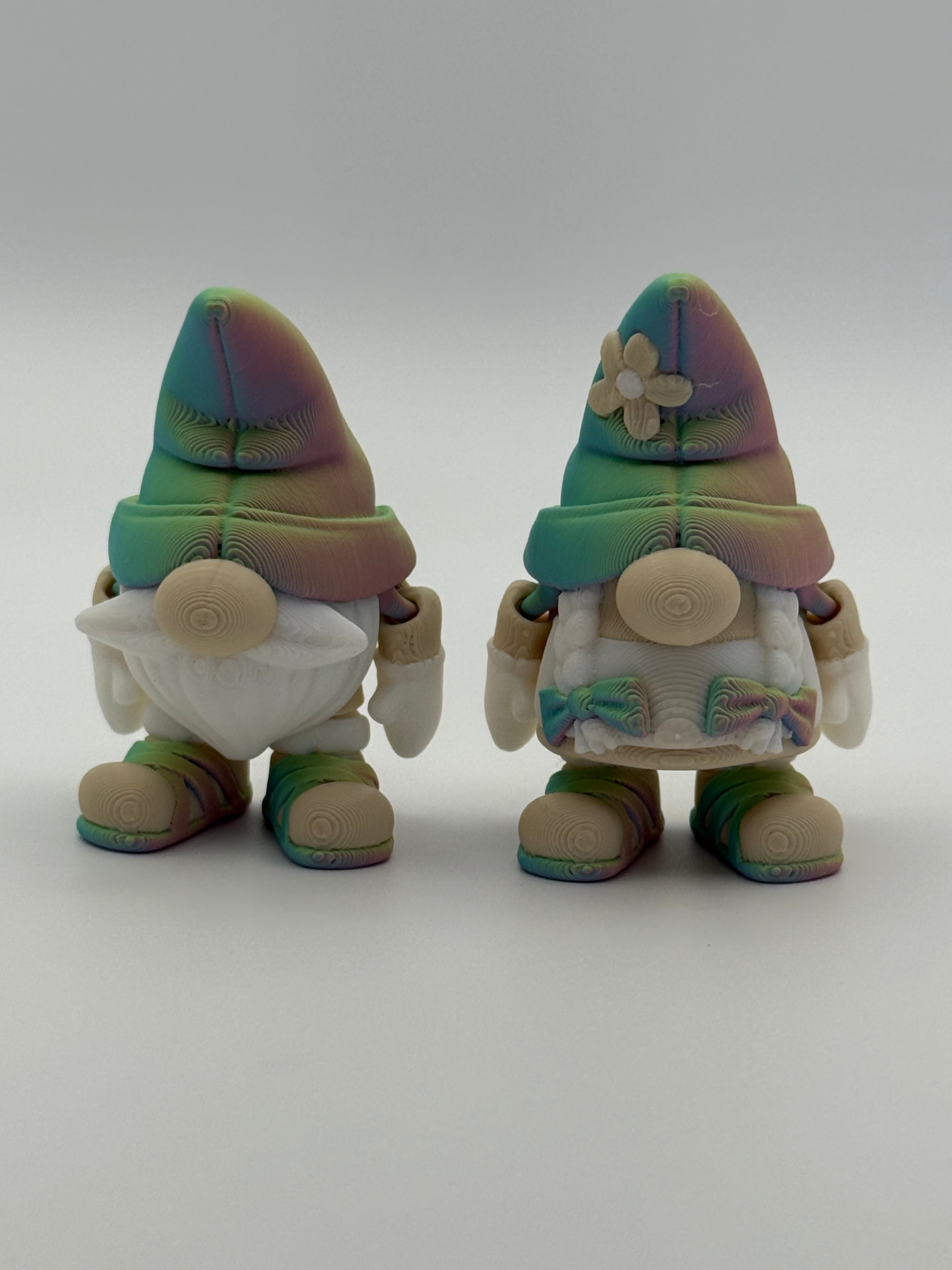 Tiny Gnomes – Male & Female Figurines